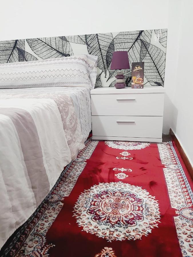 Bernie'S Roomss Віторія-Гастейс Екстер'єр фото
